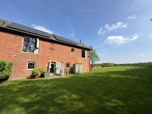 Rear Aspect - click for photo gallery